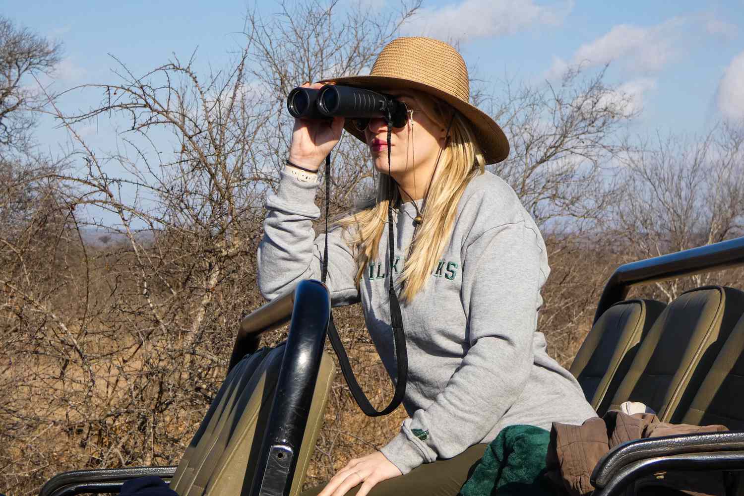 Guided Safari vs Self-Drive Safari in South Africa
